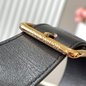 CAPUCINES GM 38CM BLACK TAURILLON LEATHER