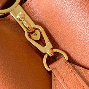 CAPUCINES GM 38CM BROWN ORANGE TAURILLON LEATHER
