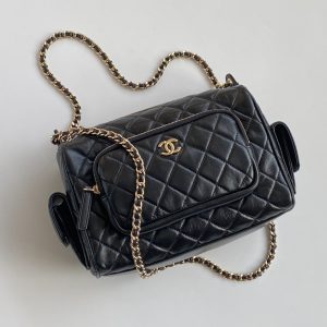 CC 2025 Multi-Pockets Camera Case Bag Black Calfskin