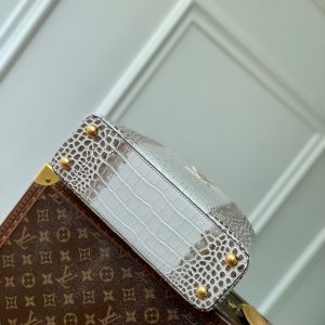 CAPUCINES BB 27 WHITE GREY TAURILLON GOLD HARDWARE