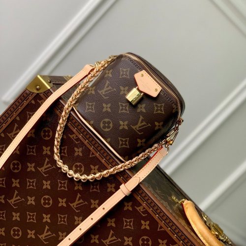 img_4828b284_20240421_i1713689602_3927_4_jpg just in case 13cm black monogram canvas beige calfskin