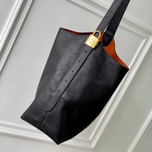 LOW KEY HOBO MM 31CM BLACK CALFSKIN