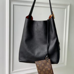 LOW KEY HOBO MM 31CM BLACK CALFSKIN