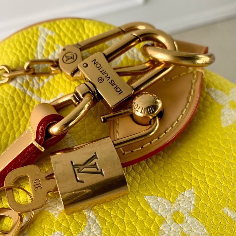 img_4828b284_20240727_i1722064495_1289_3_jpg speedy p9 bandouliere 40cm yellow calfskin