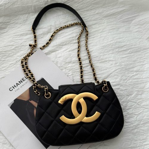 24c cc hobo bag 20cm black lambskin gold hardware