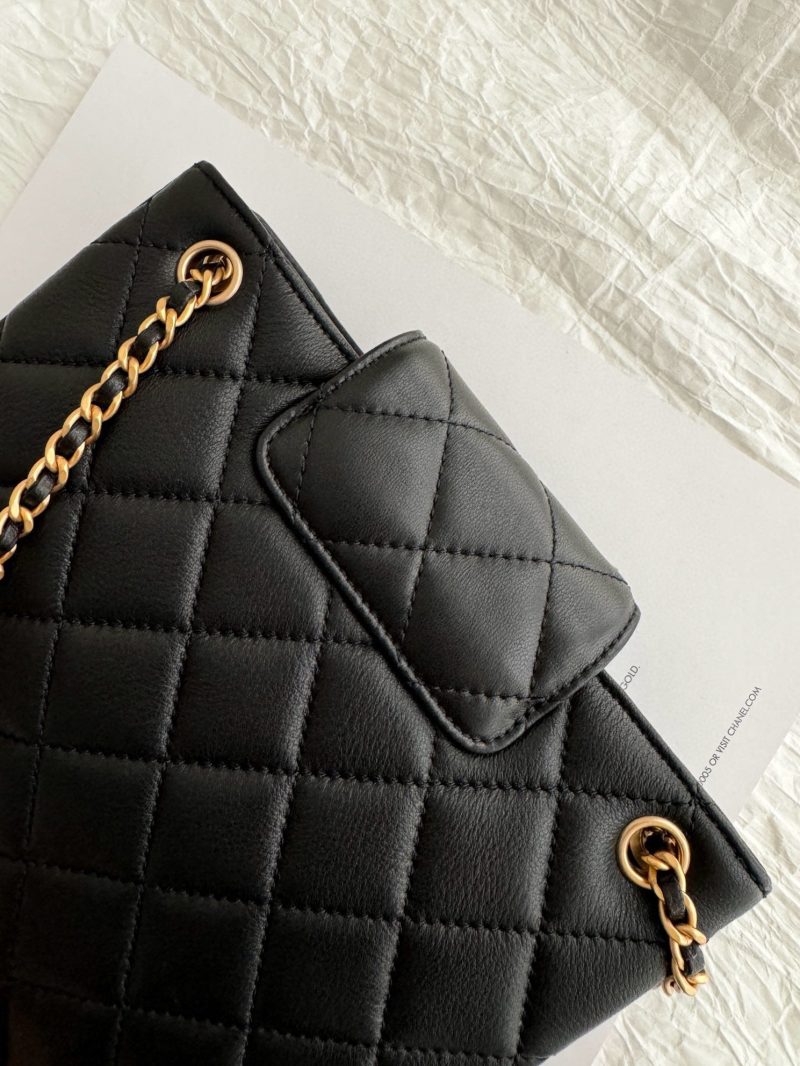 24c cc small shopping bag 21cm black lambskin gold hardware