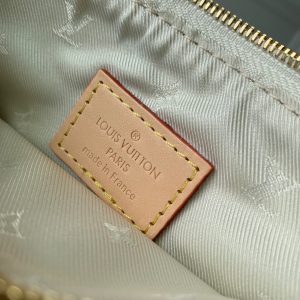 Lv CarryAll 29 Beige Leather White Monogram jacquard fabric