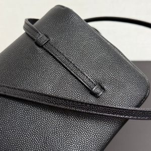 img_533a7dc2_20260122_i1769081264217_7252_0_6_jpg_74148fb2-d73e-4cf1-89e5-5e18e4ce11e1 Chanel 26 Shoulder Bag 17 Black Caviar Leather