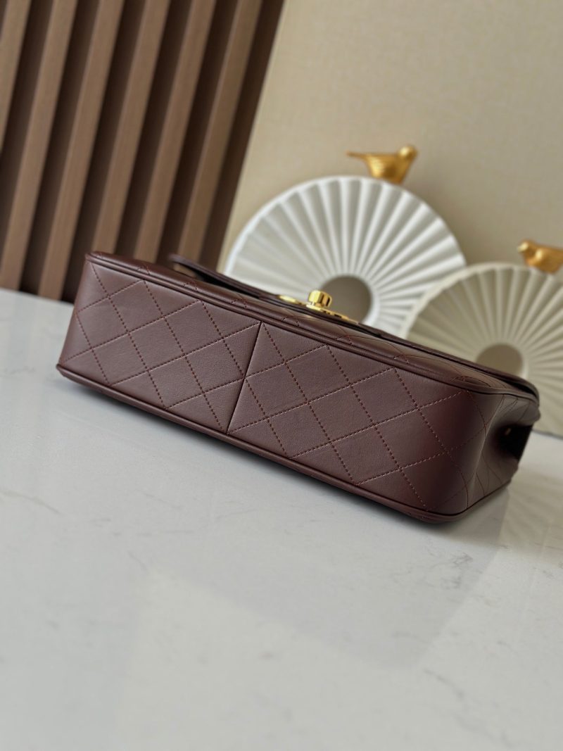 img_5b277192_20241112_i1731422822_5678_2_jpg CC 2025 Flap Bag 30cm Brown Gold Lambskin 298108