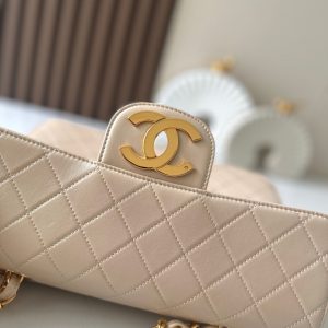 CC 2025 Flap Bag  30cm Apricot Gold Lambskin 298106