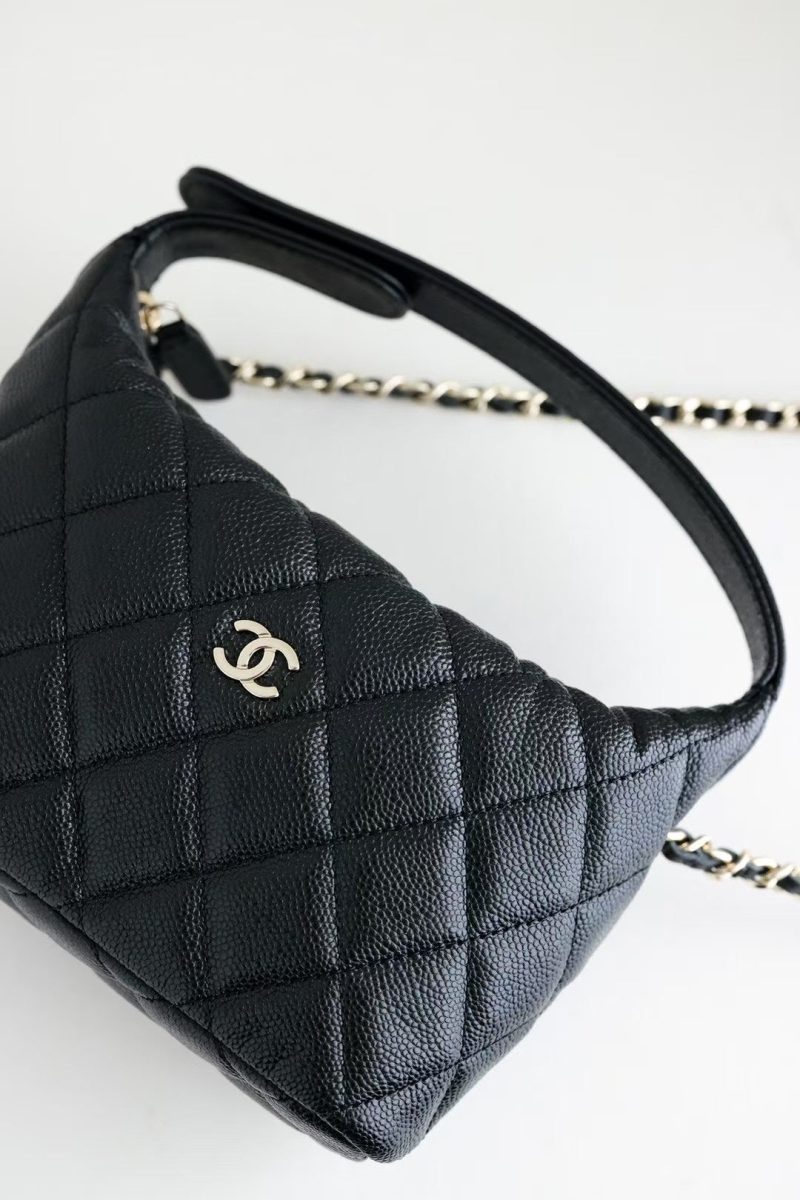 img_5b6111b2_20241219_i1734597175_7697_7_jpg CC 25C Hobo Bag Black Caviar Calfskin Silver Hardware 243623