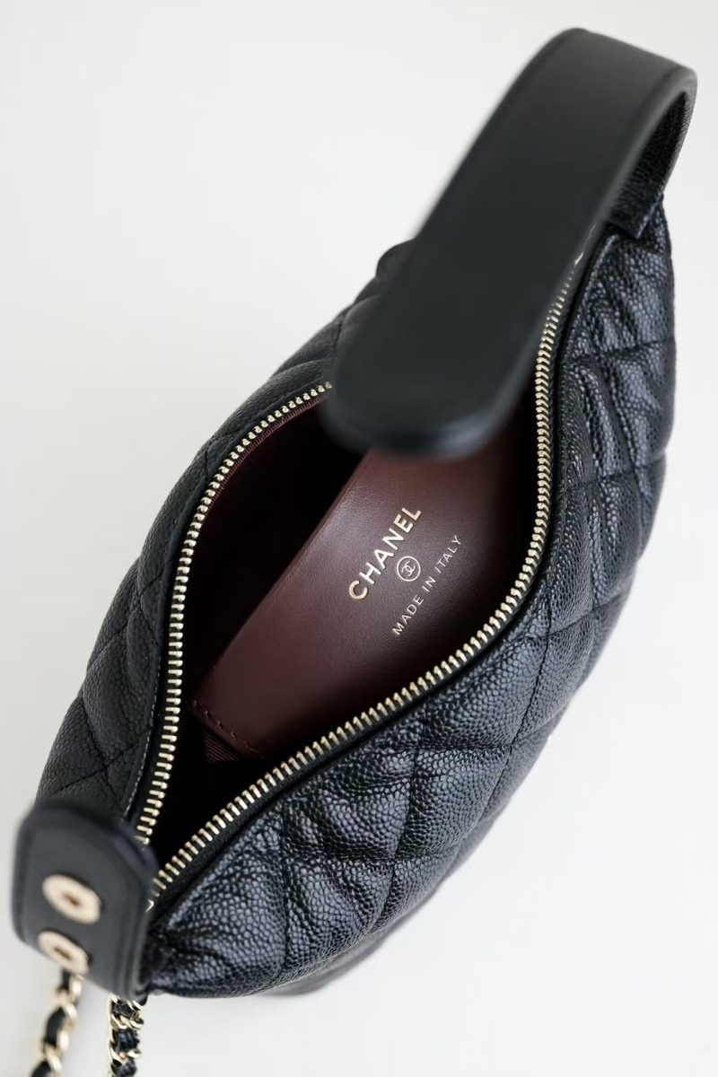 img_5b6111b2_20241219_i1734597175_8948_8_jpg CC 25C Hobo Bag Black Caviar Calfskin Silver Hardware 243623