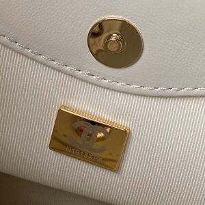 cc 24s31 nano shopping bag 17.5cm cream lambskin gold hardware