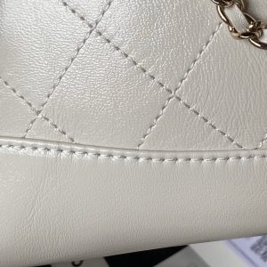 cc 24s31 nano shopping bag 17.5cm cream lambskin gold hardware