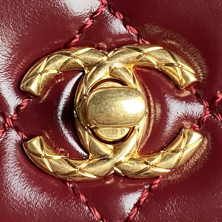 img_70762a6f_20240813_i1723507994_1706_0_jpg CC 24A Coco Handle Small 23cm Burgundy Patent Calfskin Gold Hardware