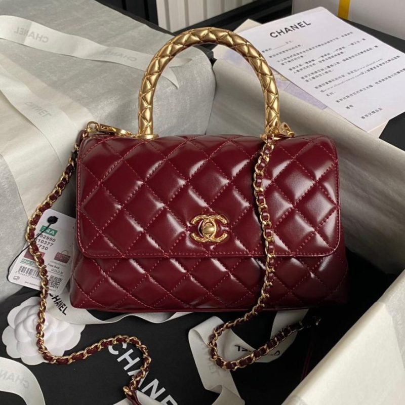 img_70762a6f_20240813_i1723507998_1748_0_jpg CC 24A Coco Handle Small 23cm Burgundy Patent Calfskin Gold Hardware