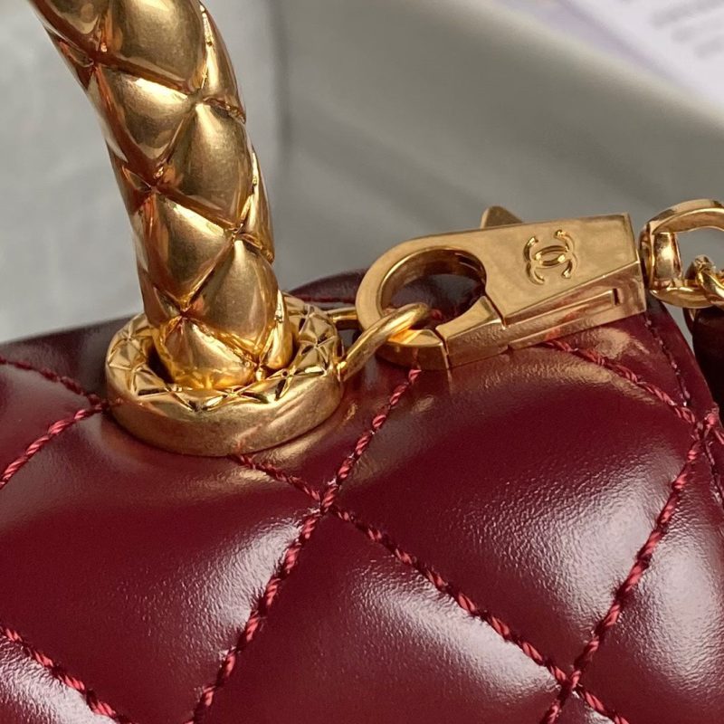 img_70762a6f_20240813_i1723508392_3360_0_jpg CC 24A Coco Handle Mini 19cm Burgundy Patent Calfskin Gold Hardware