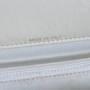 CC 24B Trendy Bag 18.5cm White Lambskin Gold Hardware