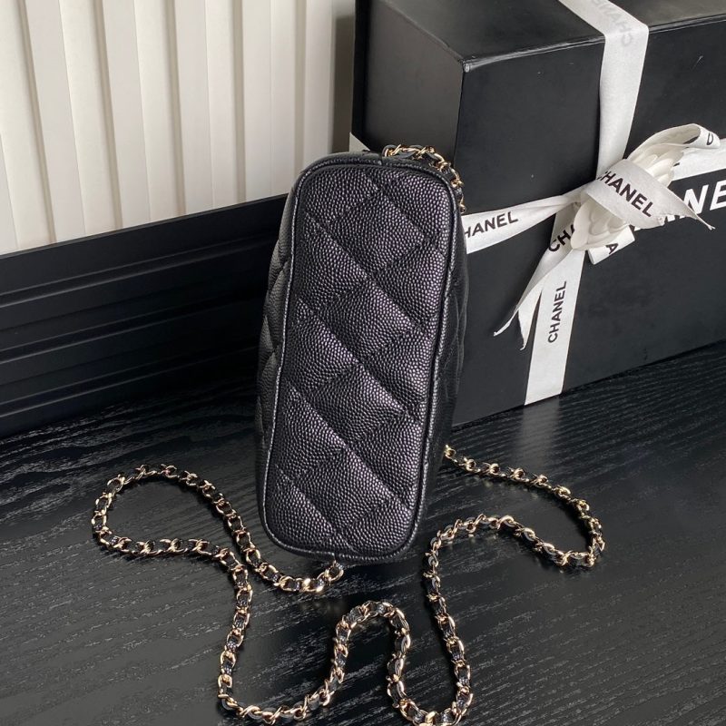 CC 25C Hobo Bag 21.5cm Top Handle Black Grained Calfskin