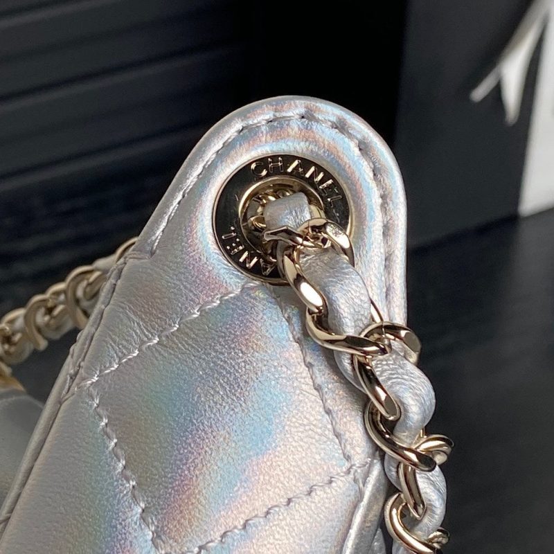 img_70762a6f_20241124_i1732459453_9945_8_jpg CC 25C Clutch With Strap 21cm Silver Metalic Calfskin