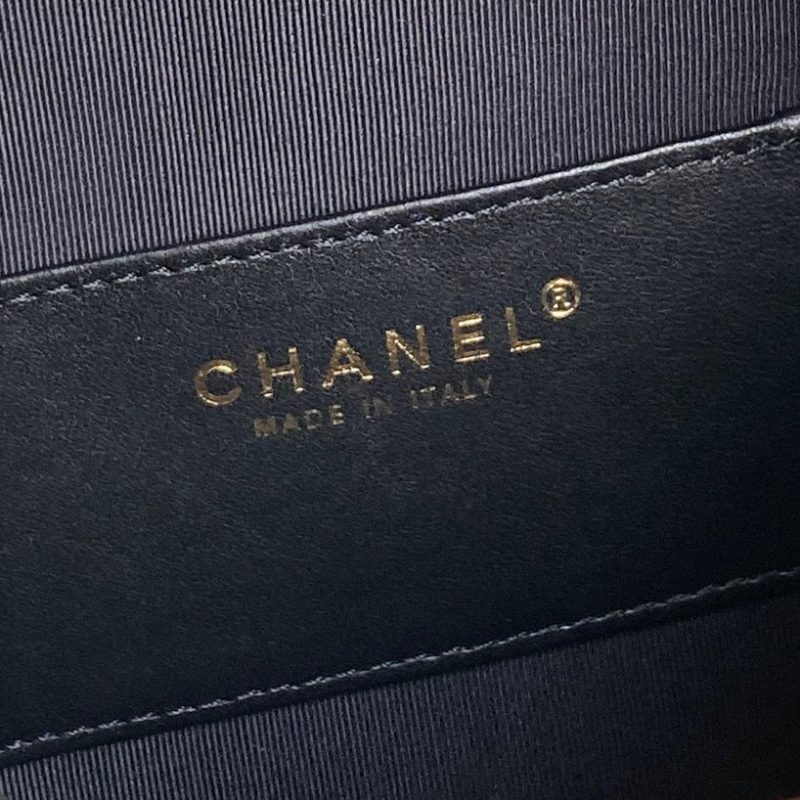 CC 25C Hobo Bag 40cm Black Suede