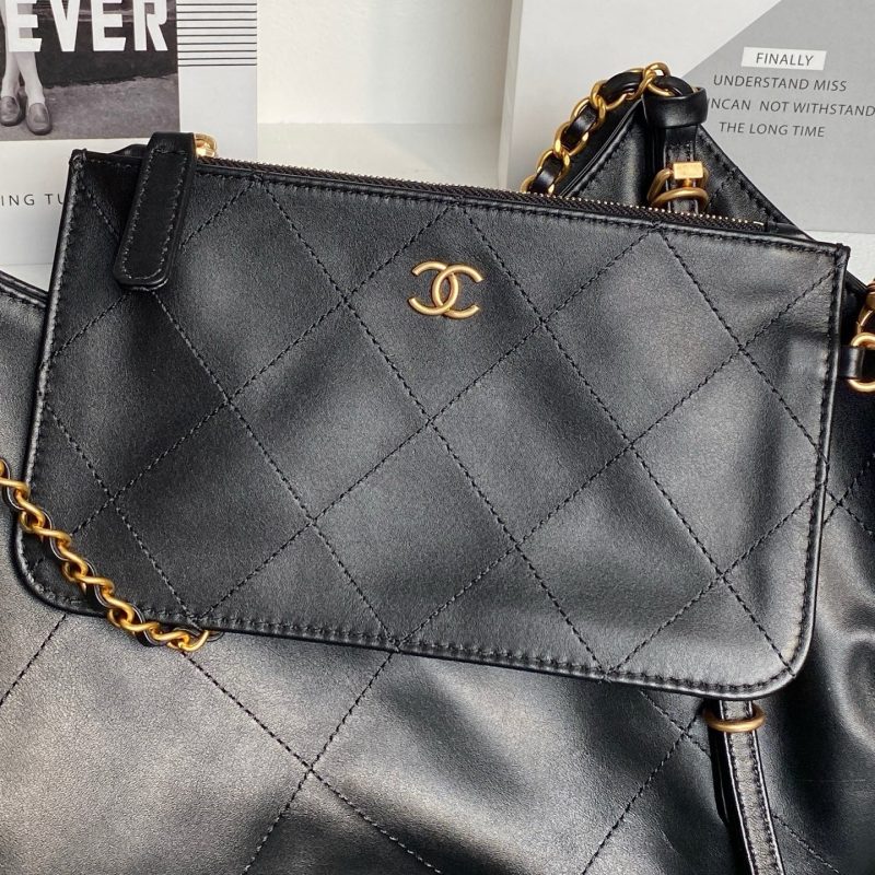 img_70762a6f_20250324_i1742823580546_1805_0_3_jpg Chanel 2025 Maxi Hobo Bag 47cm Black Soft Calfskin 322113