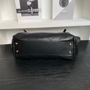 img_70762a6f_20250324_i1742823580819_967_0_8_jpg Chanel 2025 Maxi Hobo Bag 47cm Black Soft Calfskin 322113