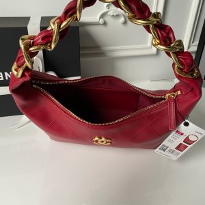 img_70762a6f_20251023_i1761155330906_761_0_9_jpg CC 2025 Hobo Bag Red Calfskin Gold Hardware 298484