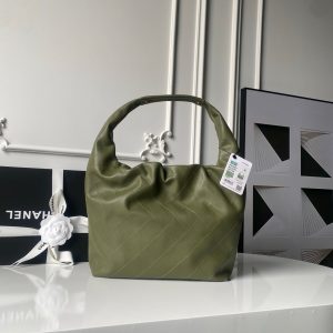 img_70762a6f_20251203_i1764704714607_1894_0_1_jpg Chanel 2025 Bag 45cm Green Calfskin 318234