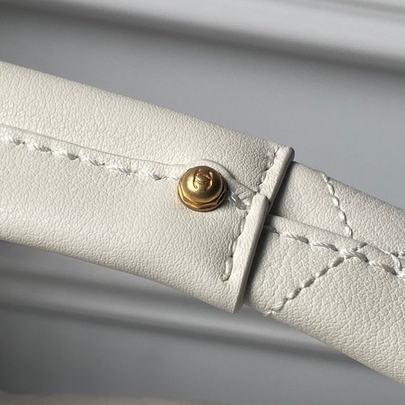 img_70762a6f_20251203_i1764705324890_3875_0_5_jpg Chanel 2025 Bag 45cm White Calfskin 318232