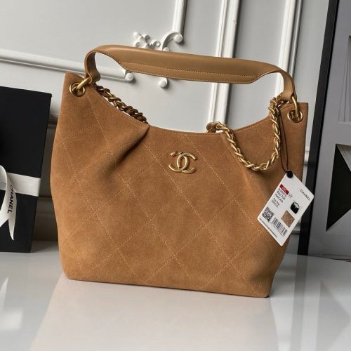 img_70762a6f_20251207_i1765050685467_3001_0_0_jpg Chanel 2025 Hobo Bag 31cm Tan Suede With Gold Hardware 320287