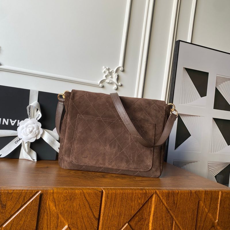 img_70762a6f_20251210_i1765323832857_2853_0_1_jpg Chanel 2025 Messenger Bag 30cm Brown Suede Gold Hardware 321011