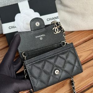 CC 24 Classic Wallet On Chain 11cm Black Sliver Metal Caviar 240668