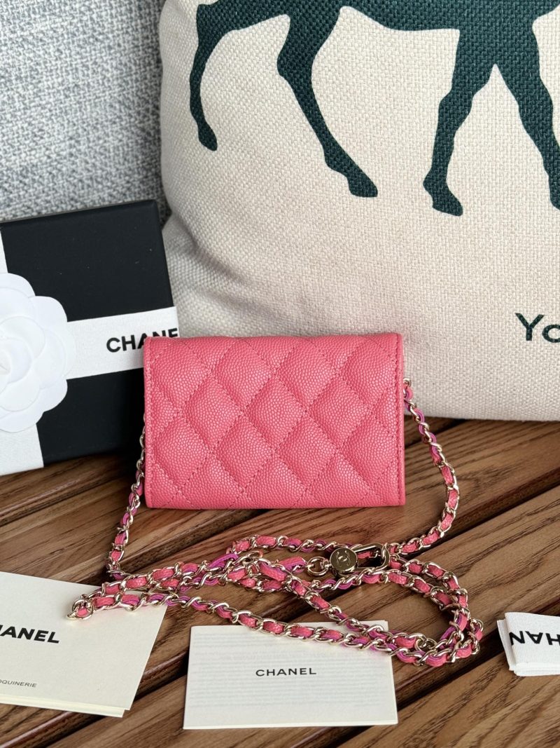 CC 24 Classic Wallet On Chain 11cm PInk Caviar Leather 240672