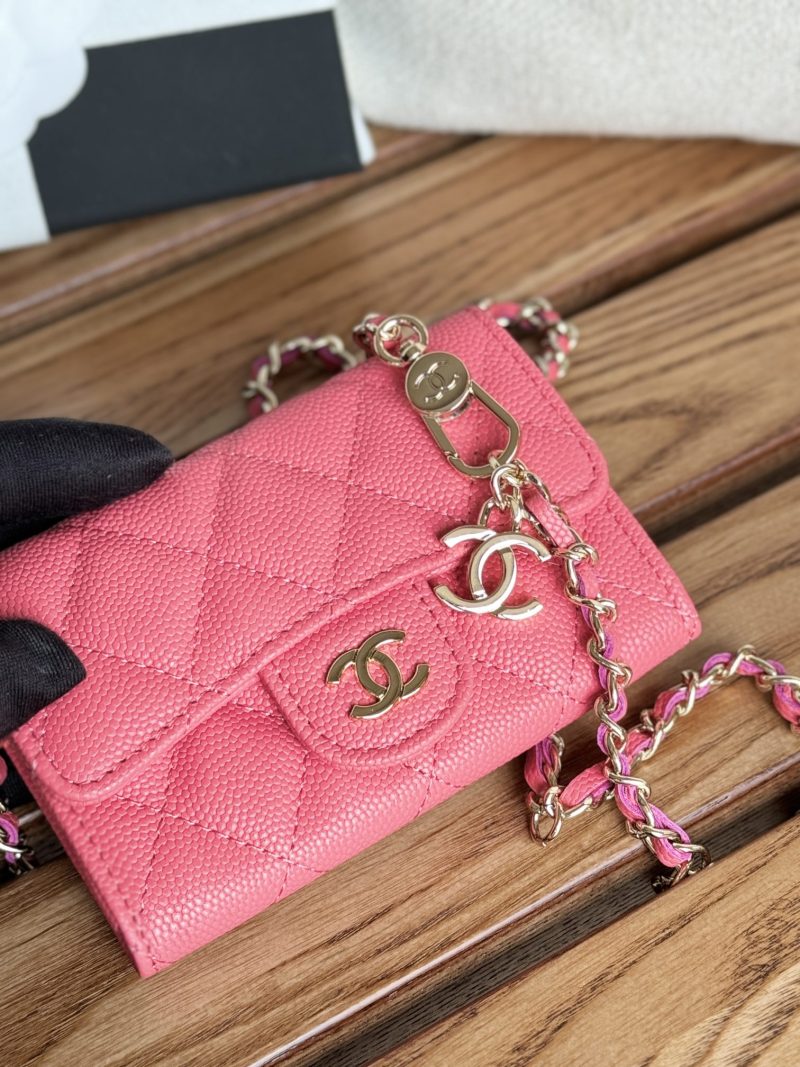 CC 24 Classic Wallet On Chain 11cm PInk Caviar Leather 240672