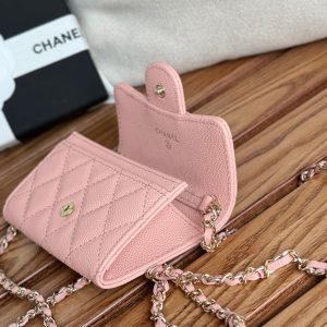CC 24 Classic Wallet On Chain 11cm Pink Caviar Leather 240678