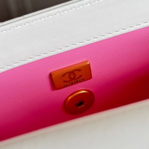 Mini Flap 22cm White Lambskin Gold Hardware