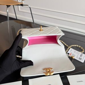 Mini Flap 22cm White Lambskin Gold Hardware