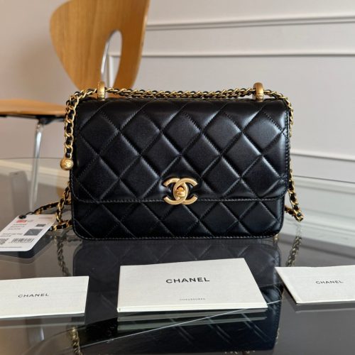 Mini Flap 22cm Black Lambskin Gold Hardware