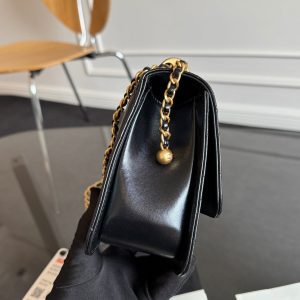 Mini Flap 22cm Black Lambskin Gold Hardware