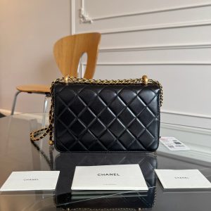 Mini Flap 22cm Black Lambskin Gold Hardware