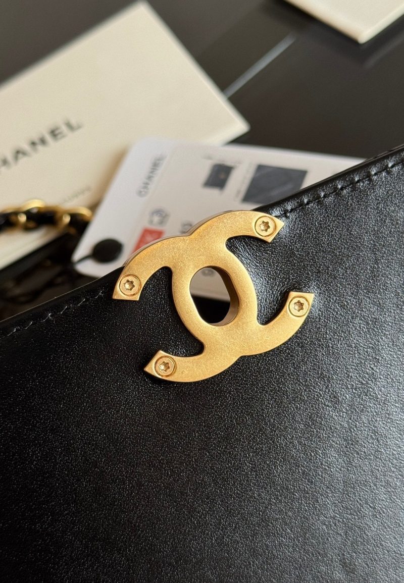 Mini Flap 22cm Black Lambskin Gold Hardware
