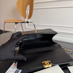 Mini Flap 22cm Black Lambskin Gold Hardware