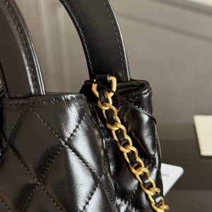 img_89105d0f_20241119_i1731967060_3516_2_jpg KELLY SHOPPING BAG 19 IN BLACK CALFSKIN GOLD HARDWARE