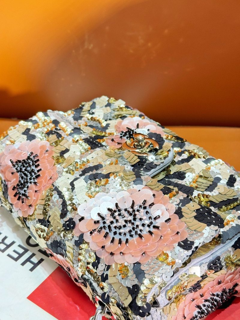 img_8e603200_20231229_i1703850533_4486_0_jpg 24S Flap Bag 20cm Multicolor Sequin Pink Flower Pearl Caflskin