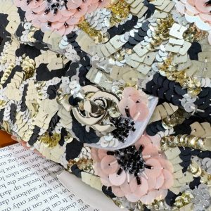 img_8e603200_20231229_i1703850533_8249_0_jpg 24S Flap Bag 20cm Multicolor Sequin Pink Flower Pearl Caflskin