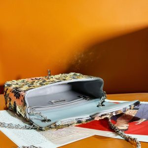 img_8e603200_20231229_i1703850533_8314_0_jpg 24S Flap Bag 20cm Multicolor Sequin Pink Flower Pearl Caflskin