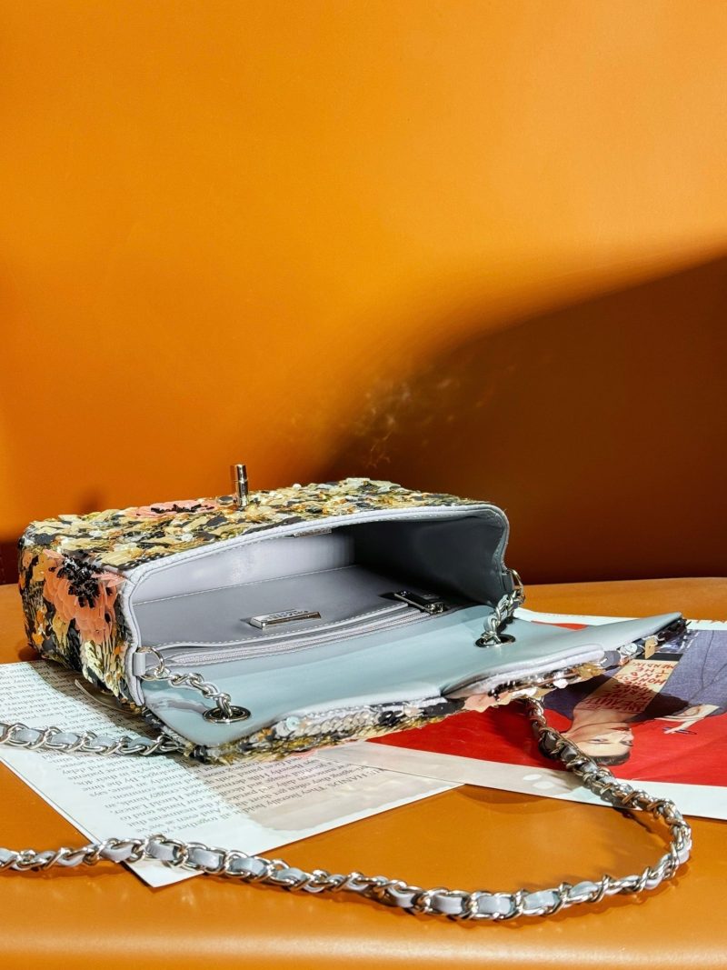 img_8e603200_20231229_i1703850533_8314_0_jpg 24S Flap Bag 20cm Multicolor Sequin Pink Flower Pearl Caflskin