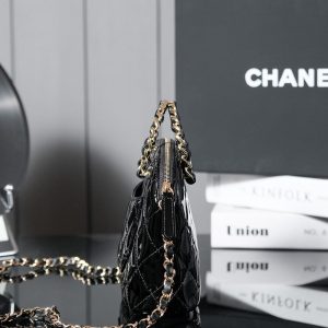 SMALL SHOPPING BAG 20 IN BLACK GLOSSY CALFSKIN GOLD HARDWARE