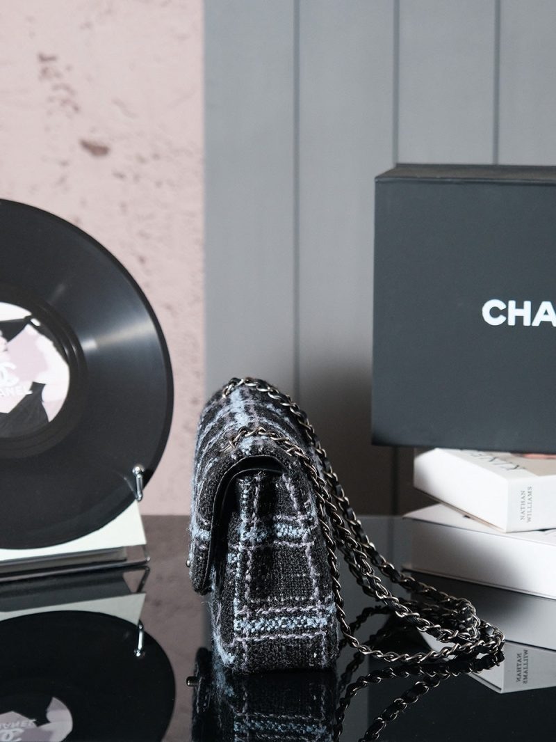 img_8e603200_20241029_i1730208923_3067_5_jpg 24K Flap Bag 25.5cm Blue Black Stripe Tweed